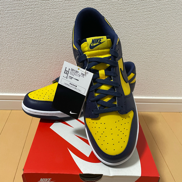 【US10.5/28.5】Nike dunk low varsity maizeのサムネイル
