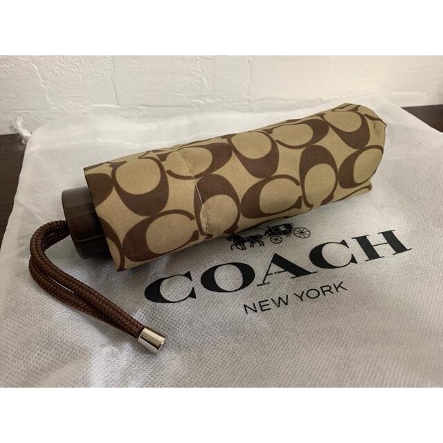 COACH(コーチ)のcoach 折り畳み傘 レディースのファッション小物(傘)の商品写真