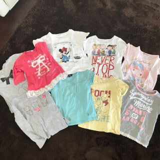 ユニクロ(UNIQLO)の100 子供服　半袖6枚　長袖3枚　女の子　トップス　おまけでスカートと肌着(Tシャツ/カットソー)