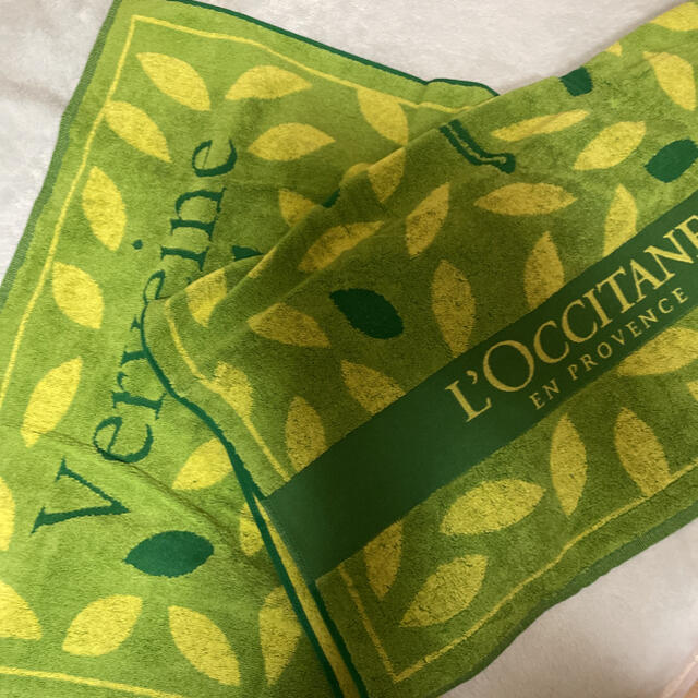 L'OCCITANE(ロクシタン)のロクシタン バスタオル インテリア/住まい/日用品の日用品/生活雑貨/旅行(タオル/バス用品)の商品写真