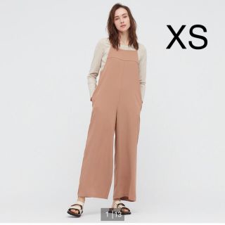 ユニクロ(UNIQLO)のユニクロ　ドレープキャミソールサロペットXS　ブラウン(サロペット/オーバーオール)