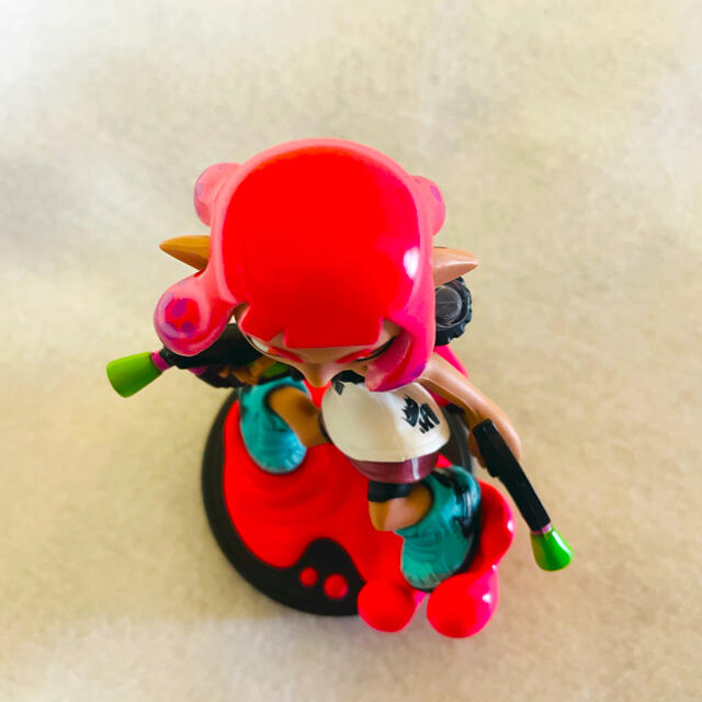 任天堂(ニンテンドウ)の☆美品☆ amiibo アミーボ ガール ネオンピンクスプラトゥーン 任天堂 エンタメ/ホビーのフィギュア(ゲームキャラクター)の商品写真