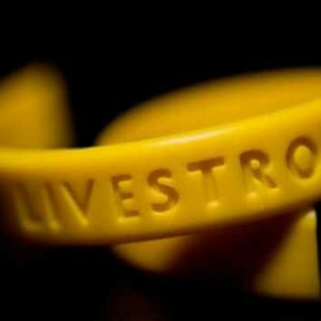 NIKE(ナイキ)のNIKE LIVESTRONG ラバーリストバンド メンズのアクセサリー(バングル/リストバンド)の商品写真