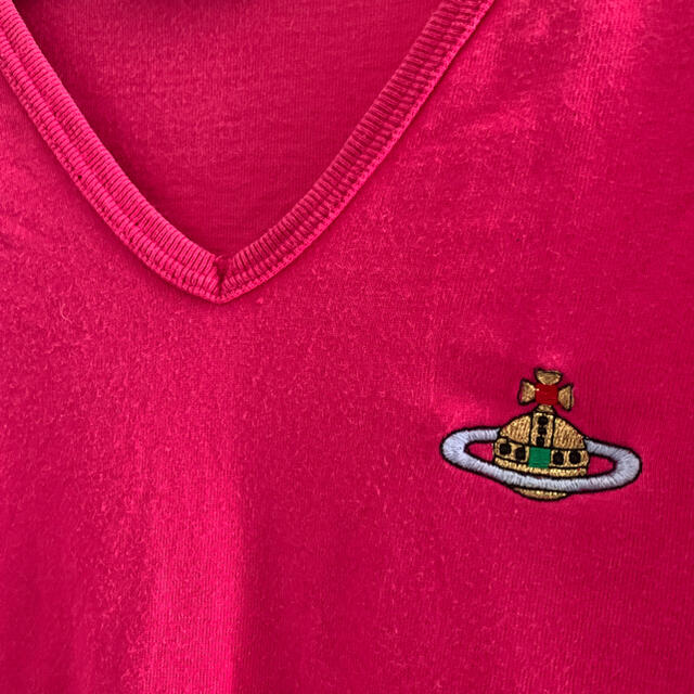 Vivienne Westwood(ヴィヴィアンウエストウッド)の【古着】Vivienne WestwoodのTシャツ レディースのトップス(Tシャツ(半袖/袖なし))の商品写真