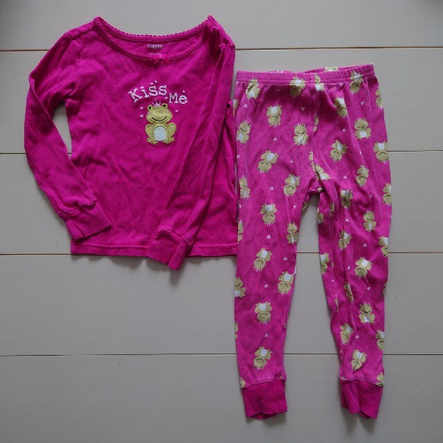 GYMBOREE(ジンボリー)のGYMBOREE　ジンボリー　ピンク　かえる　薄手パジャマ　3/90サイズ キッズ/ベビー/マタニティのキッズ服女の子用(90cm~)(パジャマ)の商品写真