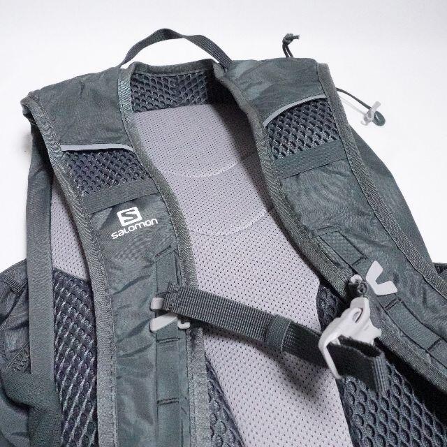 SALOMON(サロモン)のSALOMON　10L TRAIL BLAZER　ユニセックス　グリーン メンズのバッグ(バッグパック/リュック)の商品写真