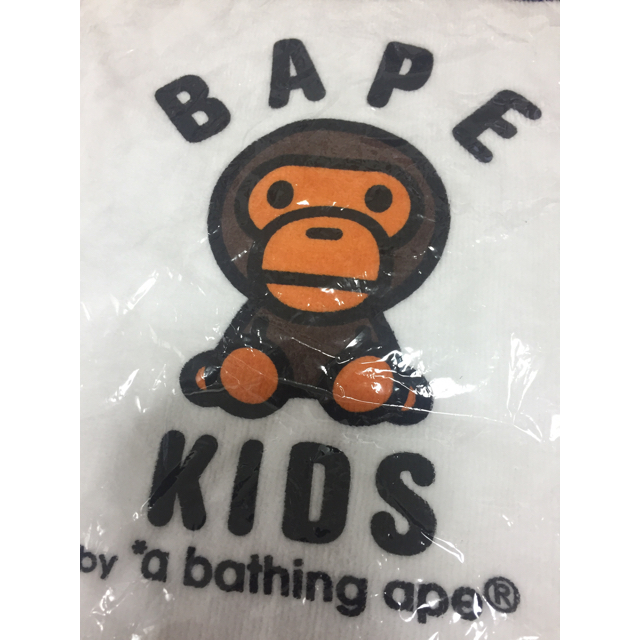 A BATHING APE(アベイシングエイプ)の【BAPE KIDS】ミニハンカチ／ミニタオル◆ベイビーマイロ キッズ/ベビー/マタニティのこども用ファッション小物(その他)の商品写真