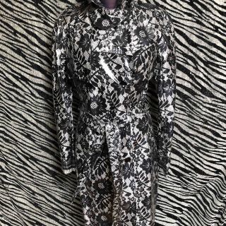 ドルチェ&ガッバーナ(DOLCE&GABBANA) スプリングコート(レディース)の