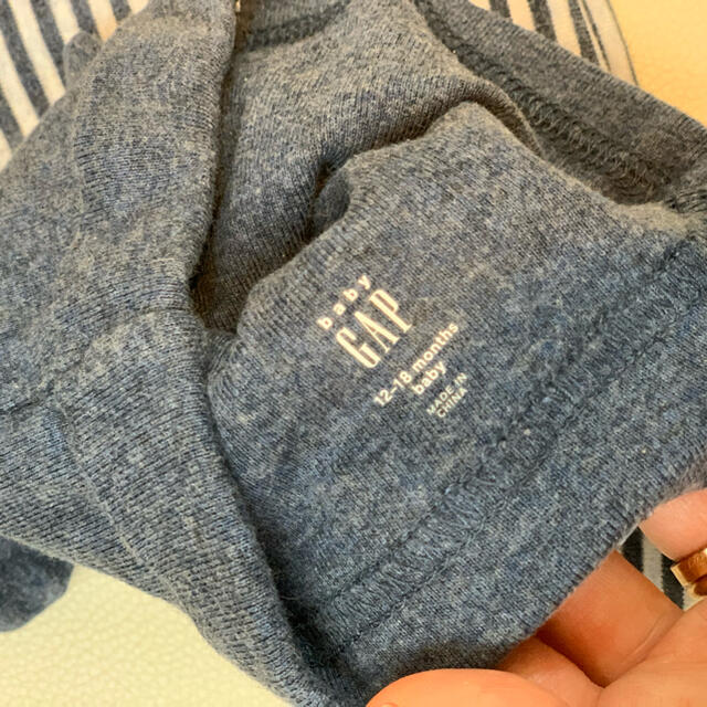 babyGAP(ベビーギャップ)の2枚セット⭐︎ベビー帽子🌸12-18M キッズ/ベビー/マタニティのこども用ファッション小物(帽子)の商品写真