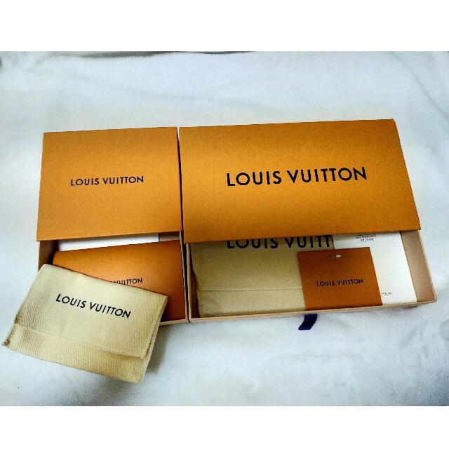 LOUIS VUITTON(ルイヴィトン)の✾ルイヴィトン　LOUISVUITTON　空箱✾ レディースのファッション小物(その他)の商品写真