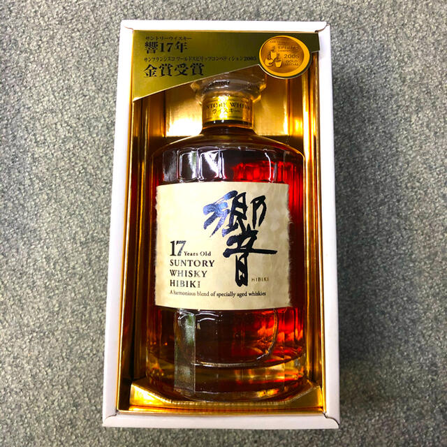 新品　未開封　サントリー　響 17年　ウイスキー　700ml