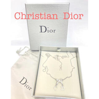 クリスチャンディオール(Christian Dior)の未使用美品◆ディオール ネックレス リボン CDロゴ ストーン シルバー色110(ネックレス)