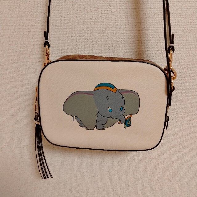 COACH コーチ ダンボ ショルダーバッグの通販 by うさまる