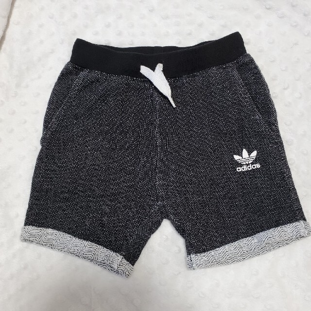 adidas(アディダス)のadidas Originals🌟ショートパンツ キッズ/ベビー/マタニティのキッズ服男の子用(90cm~)(パンツ/スパッツ)の商品写真