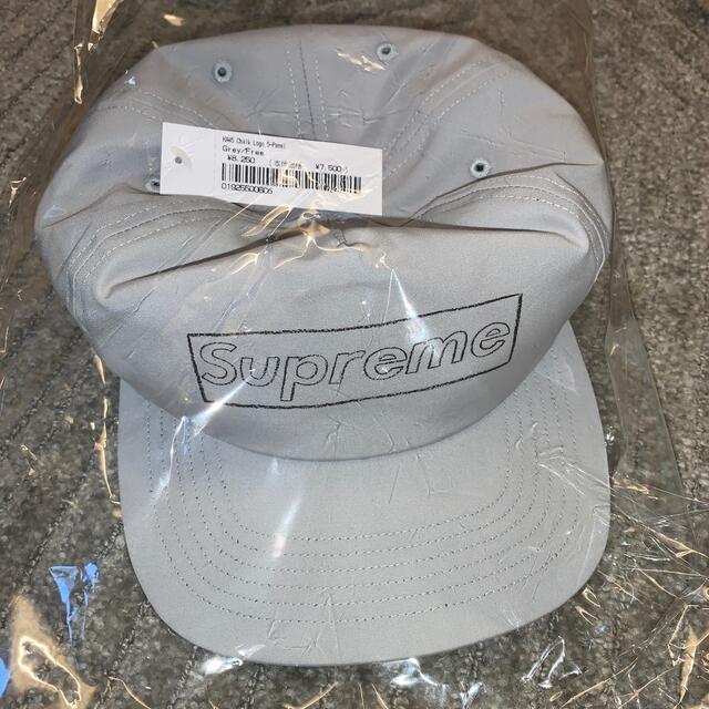 nyhc様専用　SUPREME KAWS Chalk Logo 5-Panelのサムネイル