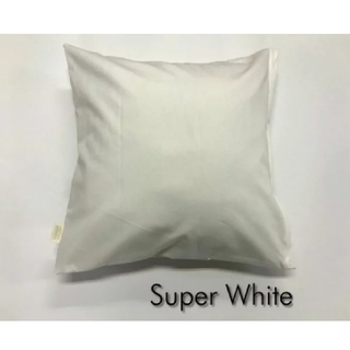 クッションカバー　綿100%　白　スーパーホワイト　新品未使用(クッションカバー)