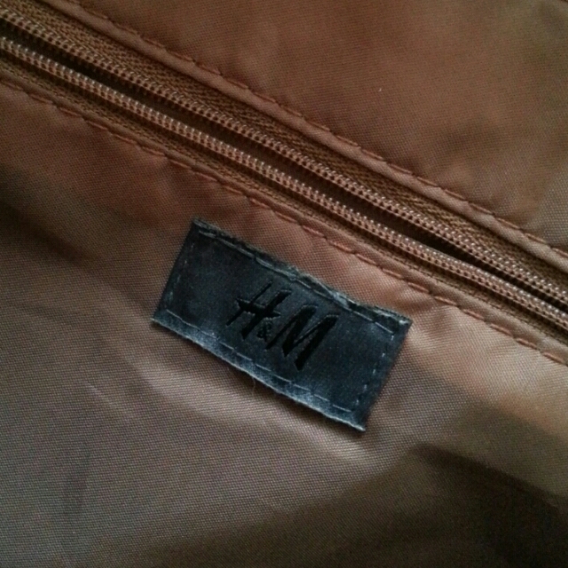 H&M(エイチアンドエム)のヴィンテージ加工 ショルダーバッグ レディースのバッグ(ショルダーバッグ)の商品写真