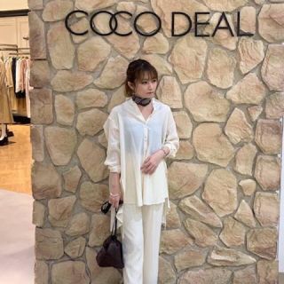 ココディール(COCO DEAL)のバックプリーツシャツ　ココディール(シャツ/ブラウス(長袖/七分))