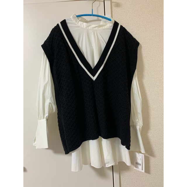 Ameri VINTAGE(アメリヴィンテージ)のFLARE SHIRT WITH VEST  ameri vintage レディースのトップス(シャツ/ブラウス(長袖/七分))の商品写真