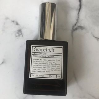 オゥパラディ(AUX PARADIS)のGrapefruit 15ml／AUX PARADIS(香水(女性用))