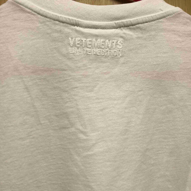 正規新品 20AW VETEMENTS ヴェトモン メッセージ Tシャツ メンズのトップス(Tシャツ/カットソー(半袖/袖なし))の商品写真