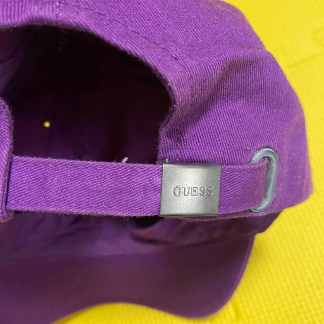 GUESS(ゲス)の26. GUESS キャップ レディースの帽子(キャップ)の商品写真