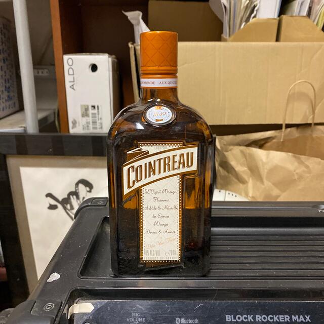 サントリー(サントリー)のcointreau 食品/飲料/酒の酒(リキュール/果実酒)の商品写真