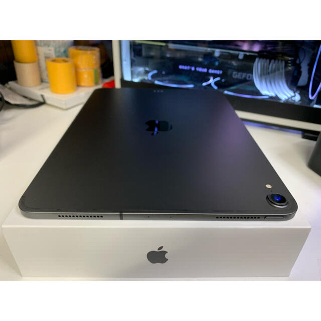 iPad(アイパッド)の【極美品】iPad Pro11 Wi-Fi＋セルラー 64G スマホ/家電/カメラのPC/タブレット(タブレット)の商品写真