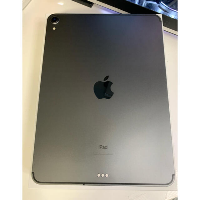 iPad(アイパッド)の【極美品】iPad Pro11 Wi-Fi＋セルラー 64G スマホ/家電/カメラのPC/タブレット(タブレット)の商品写真