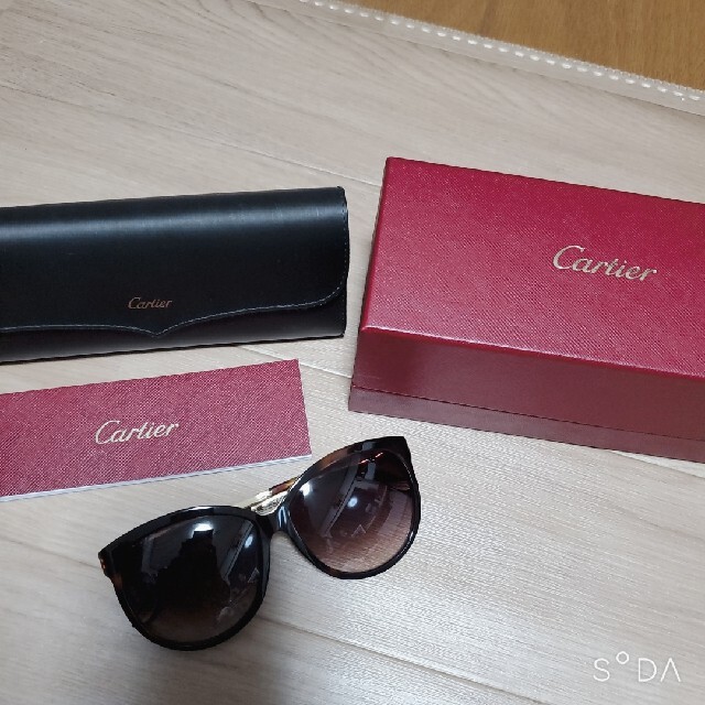 Cartier(カルティエ)のカルティエ レディースのファッション小物(サングラス/メガネ)の商品写真