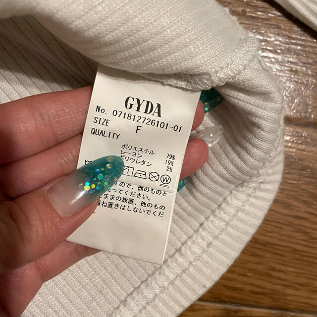 GYDA(ジェイダ)のGYDA ヘンリーネックロンＴ  Free レディースのトップス(Tシャツ(長袖/七分))の商品写真