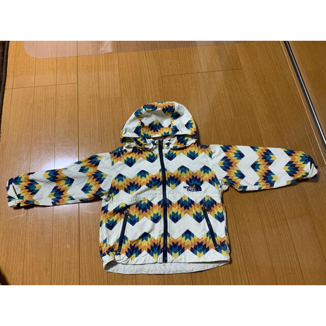 THE NORTH FACE(ザノースフェイス)のノースフェイス　パーカー キッズ/ベビー/マタニティのキッズ服女の子用(90cm~)(ジャケット/上着)の商品写真