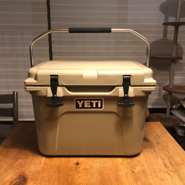 YETI イエティ ローディ 20 タン 廃盤品 春先取りの kinetiquettes.com