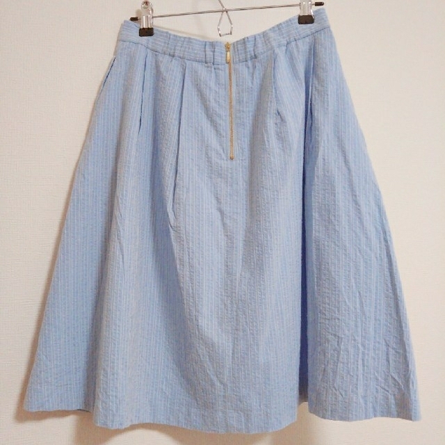 Techichi(テチチ)の爽やかストライプのフレアスカート レディースのスカート(ひざ丈スカート)の商品写真