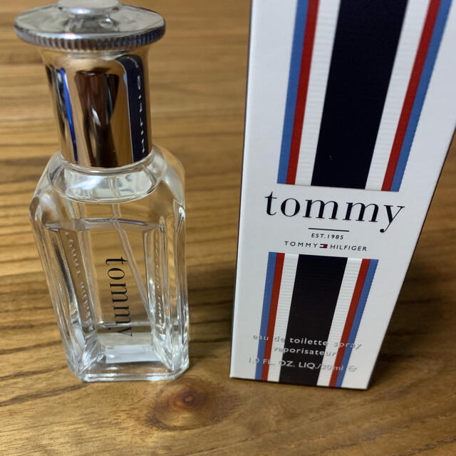 TOMMY HILFIGER(トミーヒルフィガー)のtommy　オーデコロン　30ml コスメ/美容の香水(香水(男性用))の商品写真