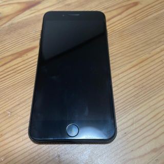 アップル(Apple)のiPhone7plus 32GB 中古　シム解除済み(スマートフォン本体)