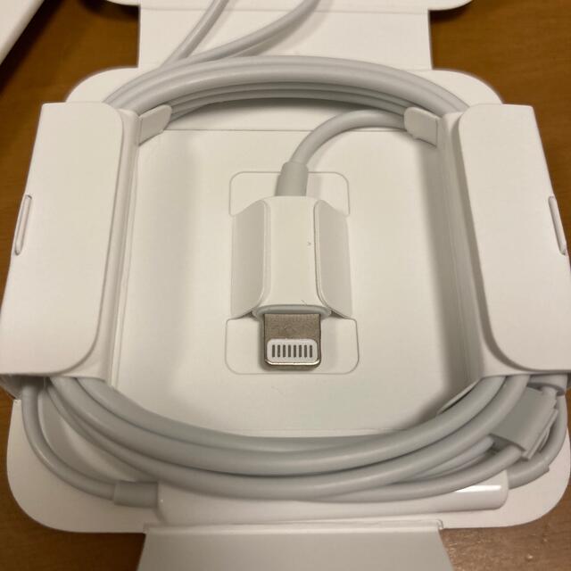 Apple(アップル)のiPhone 純正イヤホン スマホ/家電/カメラのオーディオ機器(ヘッドフォン/イヤフォン)の商品写真