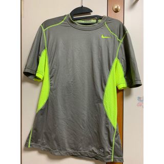 ナイキ(NIKE)のNIKE ナイキ Tシャツ　ドライフィット　グレー　グリーン　L(ウェア)