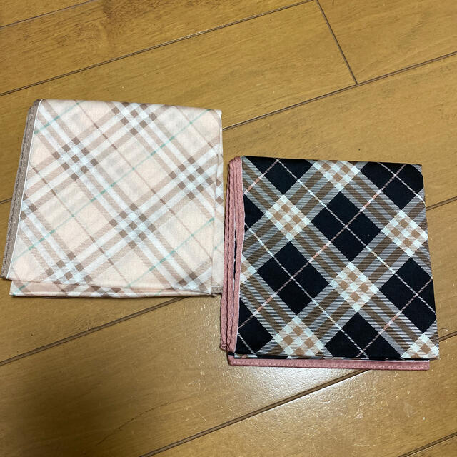 BURBERRY(バーバリー)のBurberry ハンカチ レディースのファッション小物(ハンカチ)の商品写真