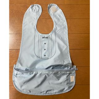 プチバトー(PETIT BATEAU)の10mois  エプロン　ディモワ(お食事エプロン)