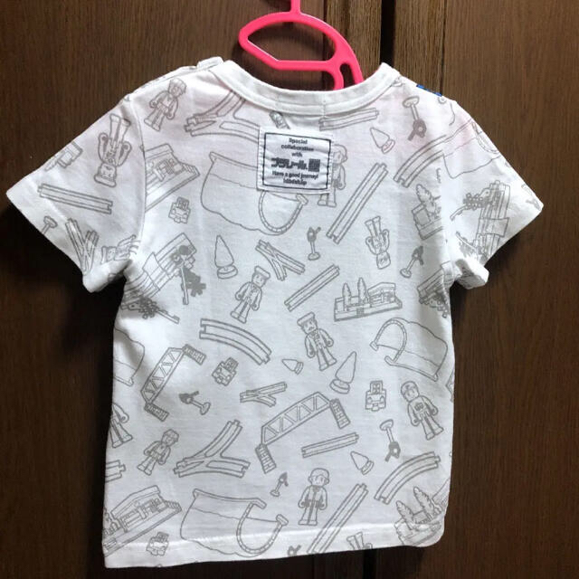 kladskap(クレードスコープ)の2点専用！グレードスコープ　半袖　シャツ　Tシャツ　90 プラレール　電車　 キッズ/ベビー/マタニティのキッズ服男の子用(90cm~)(Tシャツ/カットソー)の商品写真