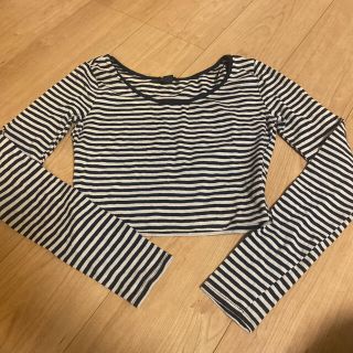 フォーエバートゥエンティーワン(FOREVER 21)のフォーエバー21 クロップド丈Tシャツ(Tシャツ(長袖/七分))