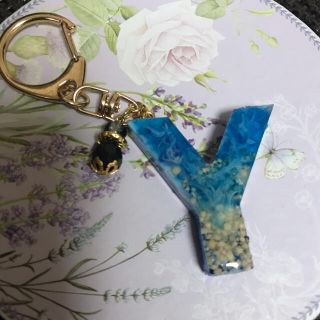 オーダー受け付けます(^^) イニシャルキーホルダー　ハンドメイド　名入れ可能(オーダーメイド)