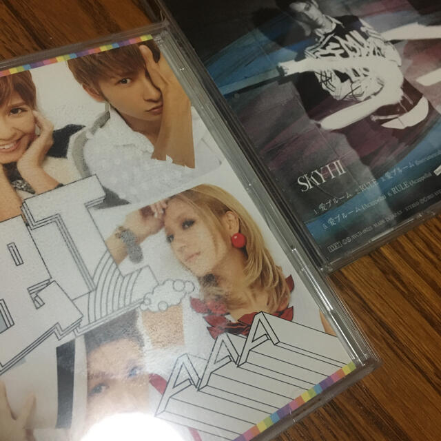 AAA(トリプルエー)のAAA シングル　CD 13枚セット エンタメ/ホビーのCD(ポップス/ロック(邦楽))の商品写真