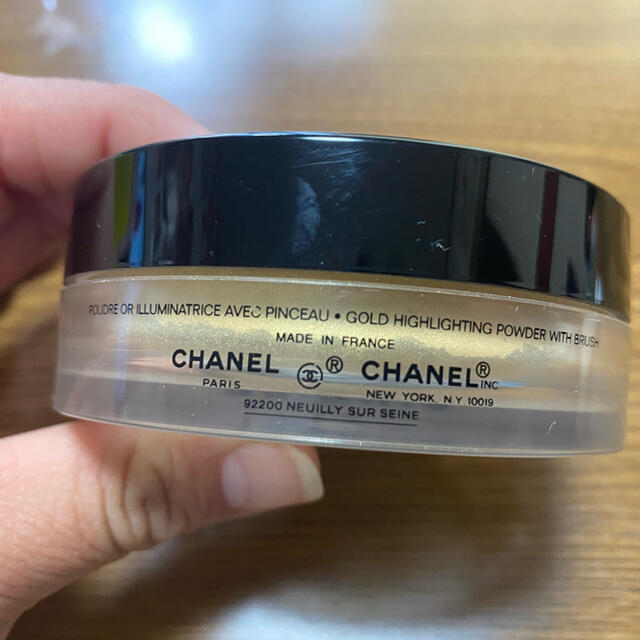 CHANEL プードゥル　プレミューズ　オー　パウダー