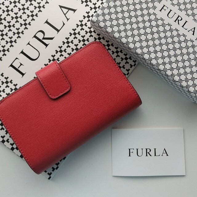 新品】 FURLA BABYLON 春夏新作 二つ折り財布 レッド 想像を超えての FURLA 二つ折り財布レッド