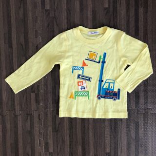 ファミリア(familiar)の【familiar】働く車　ロンT 100(Tシャツ/カットソー)