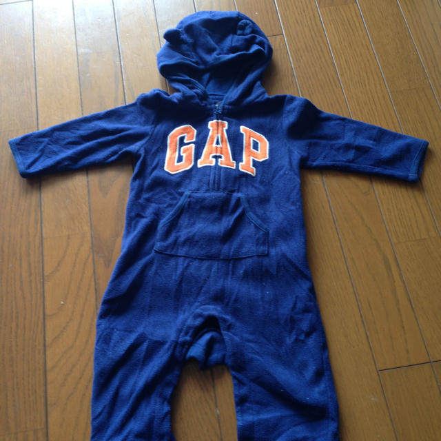 GAP(ギャップ)のGAP Kids フリースロンパース キッズ/ベビー/マタニティのベビー服(~85cm)(カバーオール)の商品写真