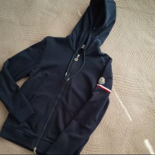 モンクレール(MONCLER)の超美品　モンクレール　パーカー(パーカー)