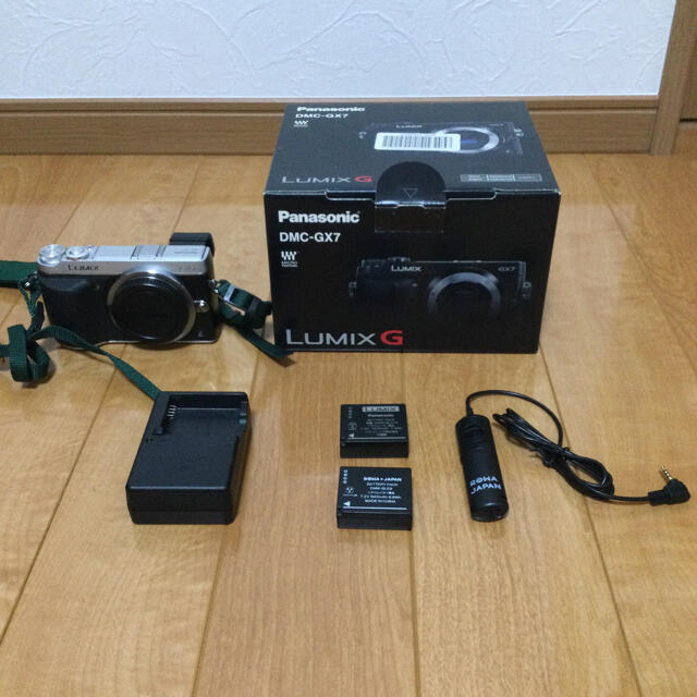 Panasonic DMC GX-7ボディミラーレス一眼